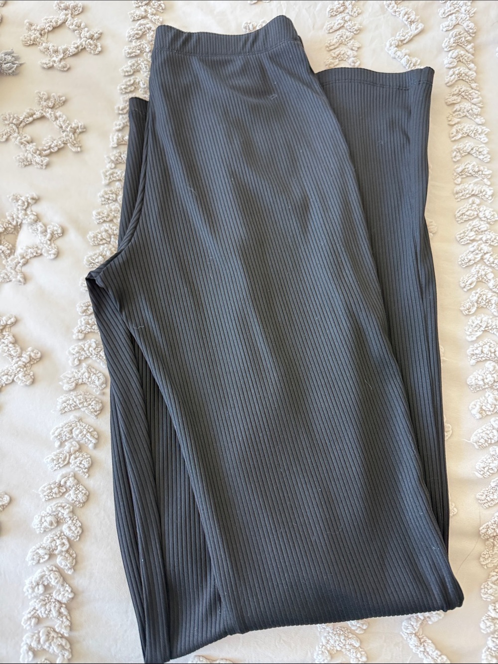 Divided Black Ribbed Wide-Leg Pants - Picture 4 of 6